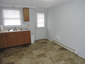 125 W Orange St in Cromwell, IN - Building Photo - Building Photo