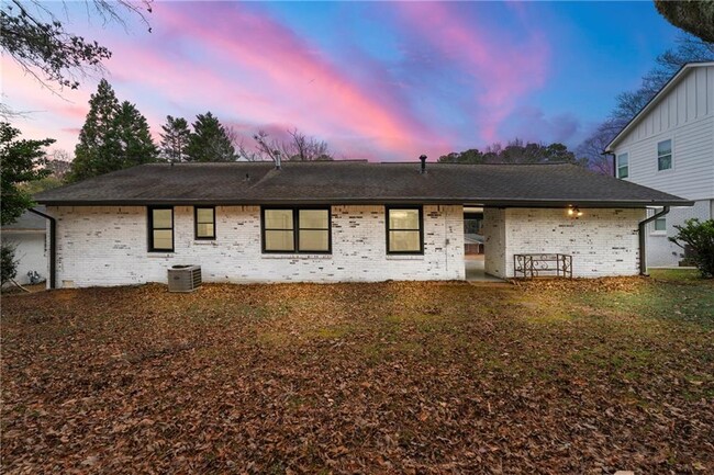 1127 Rogeretta Dr NE in Atlanta, GA - Building Photo - Building Photo