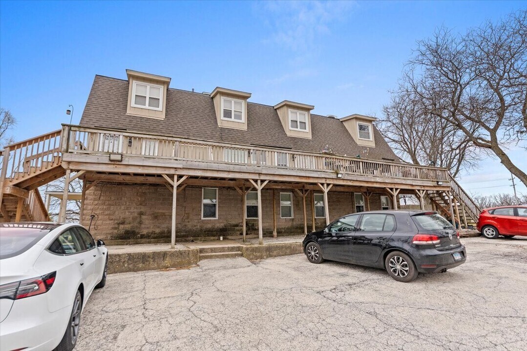 534 N Carol Ln in Round Lake, IL - Building Photo