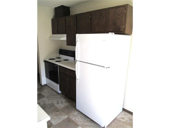 196 Lakeview Dr in Spicer, MN - Building Photo - Building Photo