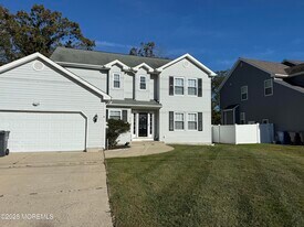 90 Atlantis Ave in Stafford Township, NJ - Building Photo