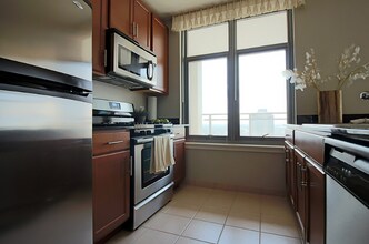 546 W Kinzie St in Chicago, IL - Building Photo - Building Photo