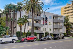 1371 S. Beverly Glen Blvd. in Los Angeles, CA - Building Photo