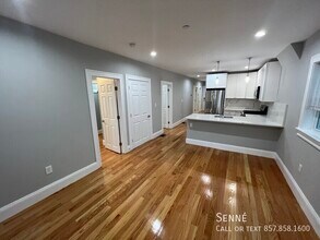 11 Harold St in Somerville, MA - Building Photo - Building Photo
