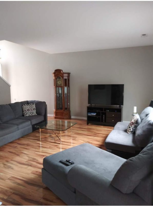 481 Metropolitan St in Aurora, IL - Building Photo - Building Photo