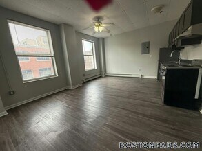 50 Franklin St in Worcester, MA - Building Photo - Building Photo