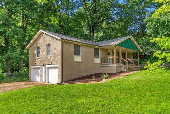 209 Downer Dr in Clarksville, TN - Building Photo - Building Photo
