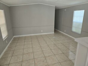 12935 SW 253rd St in Princeton, FL - Building Photo - Building Photo