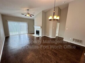 5033 Caraway Dr in Fort Worth, TX - Building Photo - Building Photo