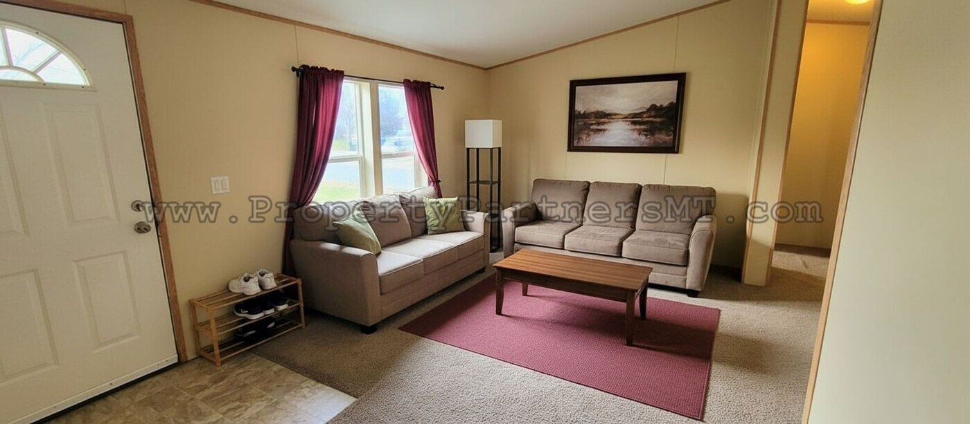 102 Sunlight Ave in Bozeman, MT - Building Photo