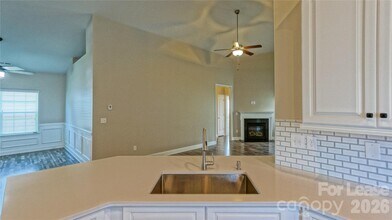108 Bunker Hill Ln in Statesville, NC - Building Photo - Building Photo