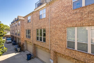 4222 Holland Ave in Dallas, TX - Building Photo - Building Photo