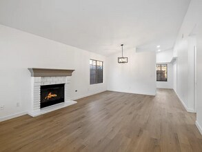 39724 Milan Dr in Palmdale, CA - Building Photo - Building Photo