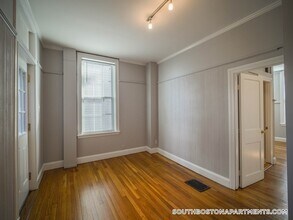 510 E Broadway in Boston, MA - Building Photo - Building Photo