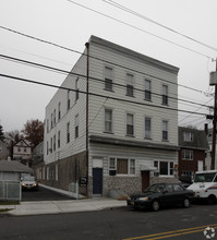 367 Highland Ave in Clifton, NJ - Foto de edificio - Building Photo