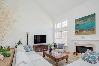 565 Wainscott NW Rd in Wainscott, NY - Building Photo - Building Photo