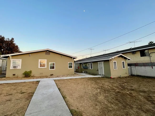 1136 1/2 N Madison Ave, Unit 1136.5 in Los Angeles, CA - Building Photo - Building Photo