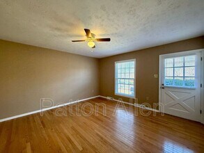 12 W Haith Dr in Asheville, NC - Building Photo - Building Photo