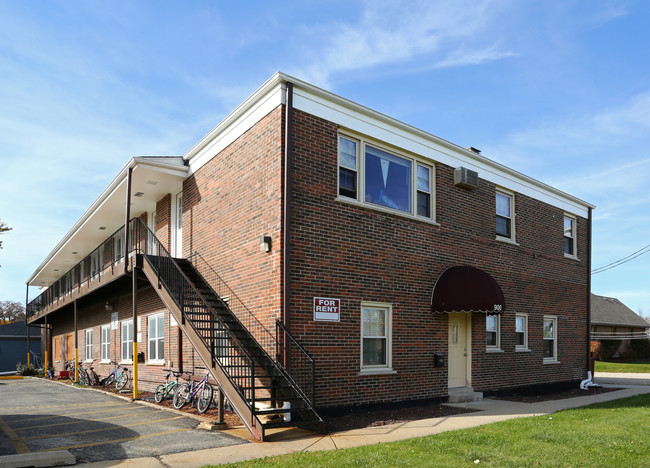 900 Glenco Ter in Lake Zurich, IL - Building Photo - Primary Photo