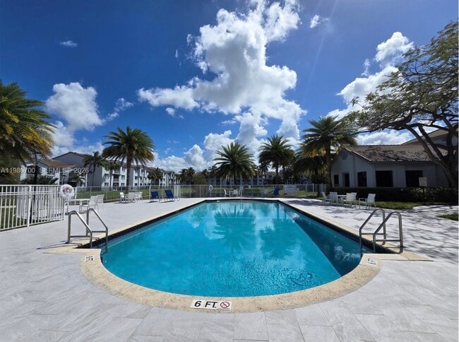 2620 S University Dr, Unit 109 in Davie, FL - Building Photo - Building Photo