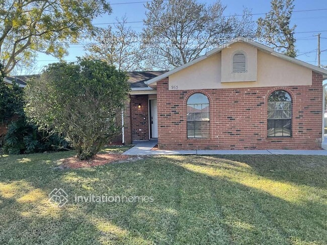 property at 963 Trumbull St