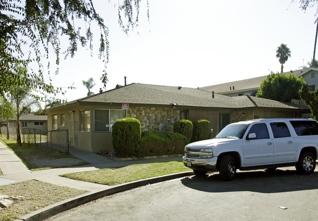 914 S Arden St in Anaheim, CA - Building Photo