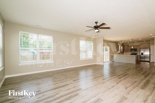 3370 S Cordell Rd in New Palestine, IN - Building Photo - Building Photo