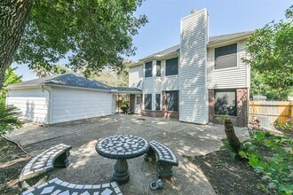 2509 S Mission Cir in Friendswood, TX - Building Photo - Building Photo
