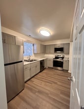 1021 Fords Pointe Cir in Savannah, GA - Foto de edificio - Building Photo