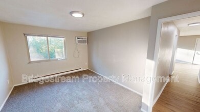 95 N Gebhart Church Rd in Miamisburg, OH - Building Photo - Building Photo