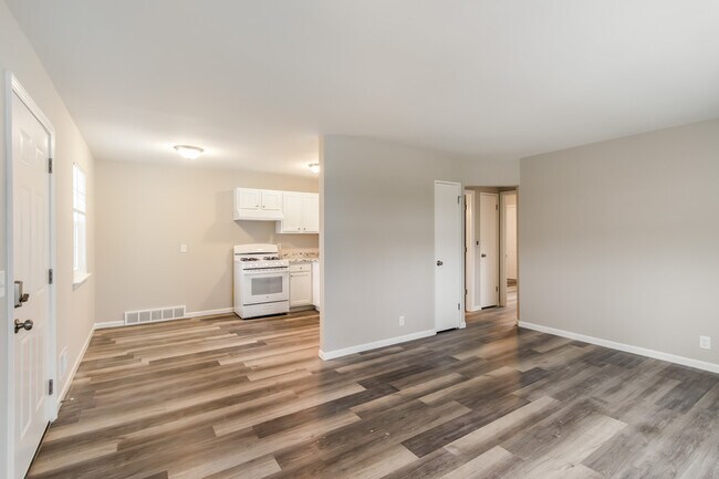 502 E Merrill Ave in Fond du Lac, WI - Building Photo - Building Photo