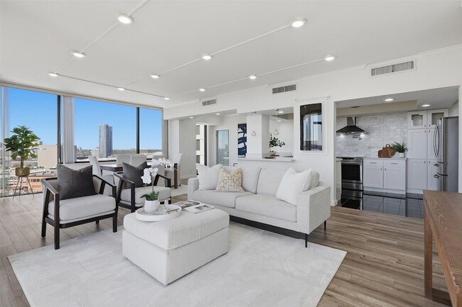 property at 15 Greenway Plz