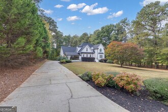 135 Handshaker Ct in Fayetteville, GA - Building Photo - Building Photo