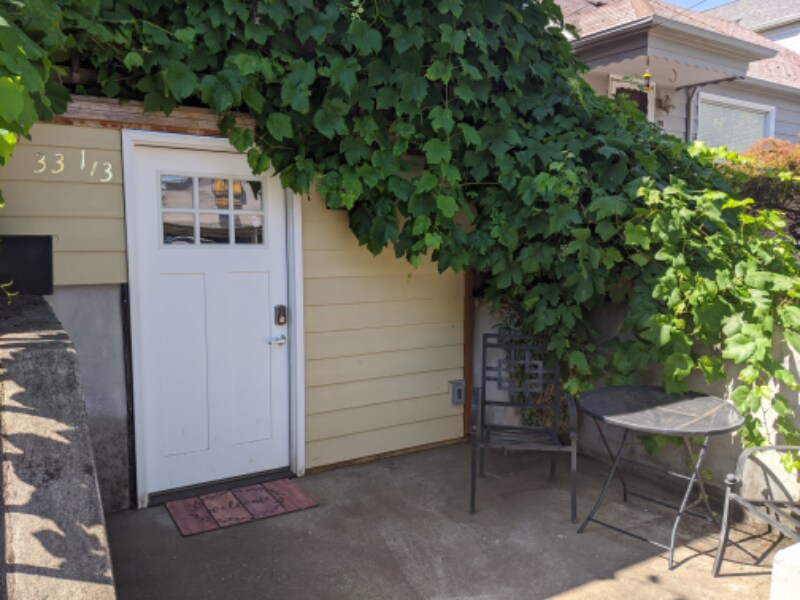 33 SE 55th Ave in Portland, OR - Building Photo
