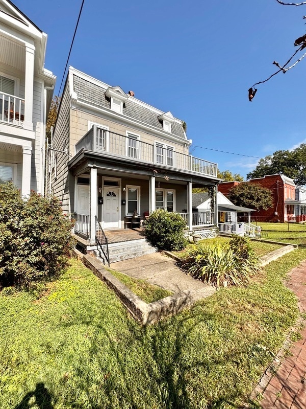 property at 1110 N 21st St