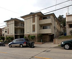 436-442 Solano Ave in Los Angeles, CA - Building Photo