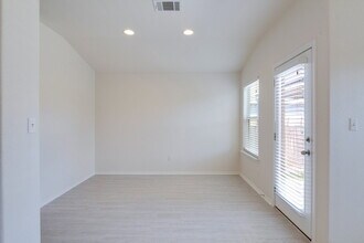 12904 Pealing Wy in Manor, TX - Building Photo - Building Photo