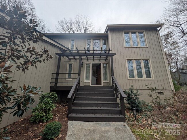 property at 3023 Shallowood Ln