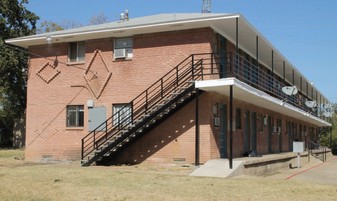 3131 Roby St in Dallas, TX - Building Photo