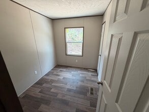 6585 TN-13 in Waverly, TN - Building Photo - Building Photo