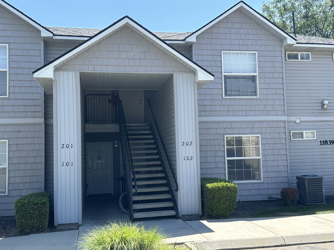 property at 11839 Cloverbrook Ln