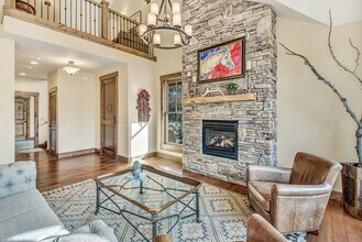 18399 Tumalo Reservoir Rd in Bend, OR - Building Photo - Building Photo