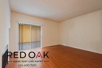 2724 Abbot Kinney Blvd in Los Angeles, CA - Foto de edificio - Building Photo