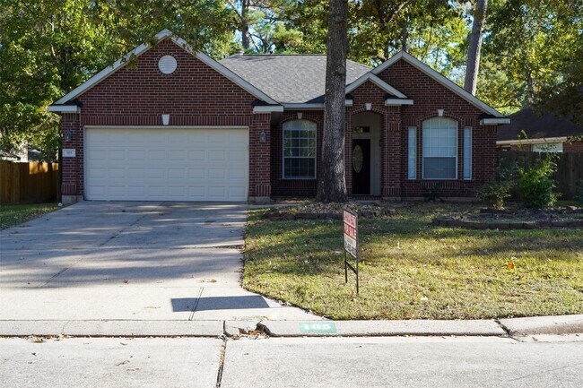 105 N Holly Laurel Cir in Spring, TX - Building Photo - Building Photo