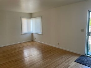 3731 46th St, Unit 3731 in Sacramento, CA - Building Photo - Building Photo