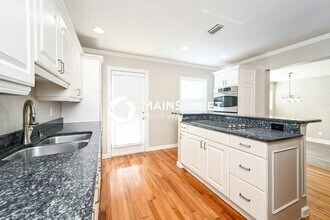 3750 28th Ave N in St. Petersburg, FL - Building Photo - Building Photo