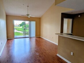 7824 Sonoma Springs Cir in Greenacres, FL - Building Photo - Building Photo