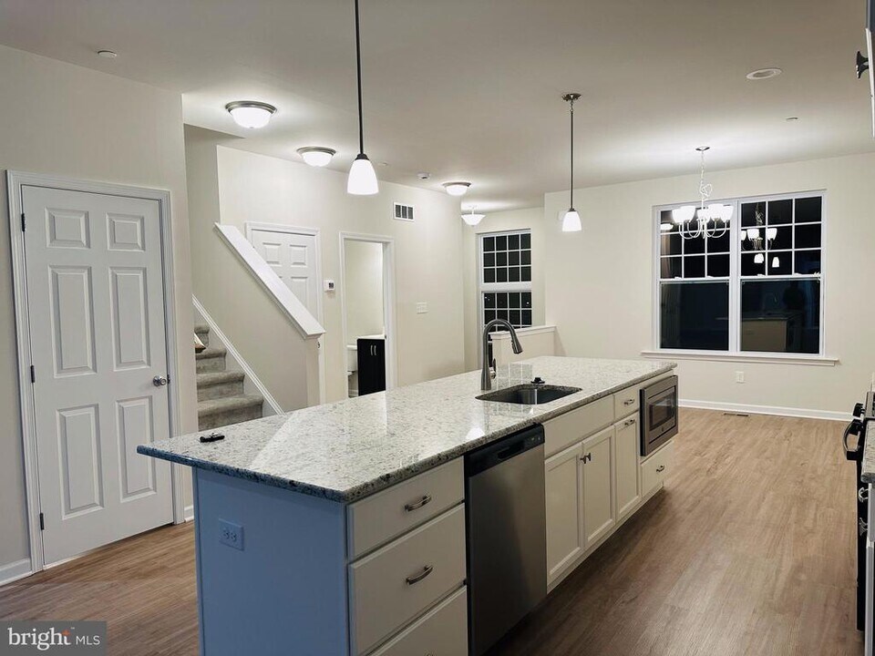 308 S Orch St in Downingtown, PA - Building Photo