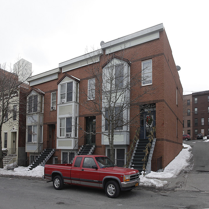 250-254 Hudson Ave in Albany, NY - Foto de edificio