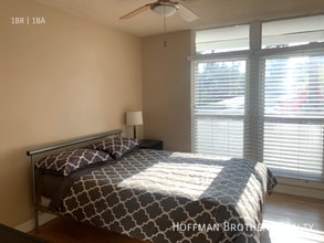 6871 Franklin Ave in Los Angeles, CA - Building Photo - Building Photo